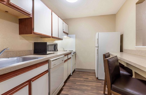 Westchase Hotel | Extended Stay America Suites Houston Westchase Westheimer