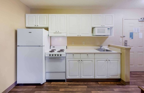 Terry Sanford Hotel | Extended Stay America Suites - Fayetteville - Fort Bragg