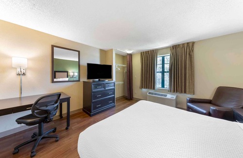 Terry Sanford Hotel | Extended Stay America Suites - Fayetteville - Fort Bragg