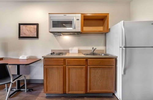Wayne Hotel | Extended Stay America Select Suites - Indianapolis - West