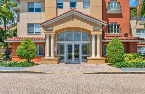 Pompano Beach Hotel | Extended Stay America Premier Suites - Fort Lauderdale - Cypress Creek - Park North