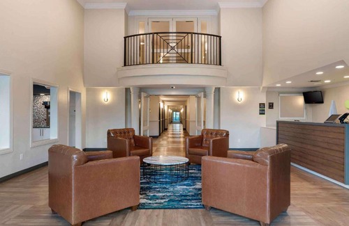 Pompano Beach Hotel | Extended Stay America Premier Suites - Fort Lauderdale - Cypress Creek - Park North