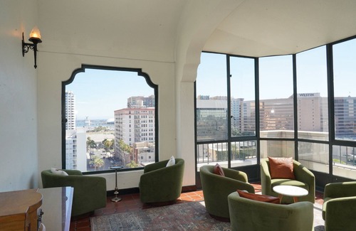 East Village Condo | Extended Stay Studio Condo in East Village Downtown Ocean Living