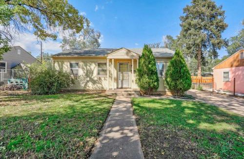 Central Colorado Springs House | Extended Stays Close to Broadmoor Ft Carson USAFA