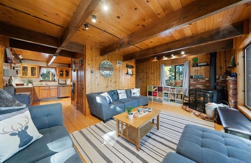 Pine Cove Cabin | Extended stays Grand Cedar Hideaway (30+ days)