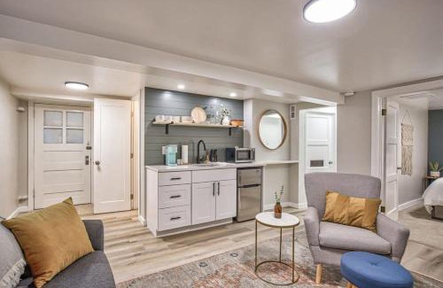 Colorado Springs Apartment | Extended Stays & Historic DT Basement Suite