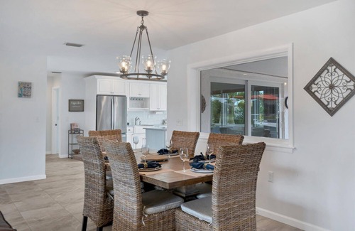 Charlotte Harbor House | 🥇 Extraordinary 3bd villa near Disney (CH1073)