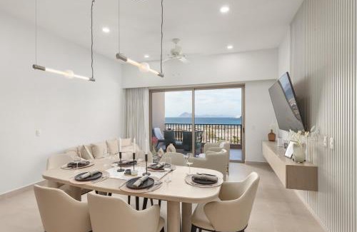 Loreto House | Extraordinary Beachfront Danzante Bay Loreto