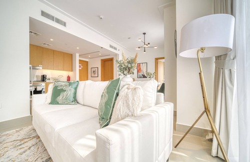 Downtown Dubai Apartment | Extravagant 1BR at Opera Grand Downtown Dubai by Deluxe Holiday Homes
