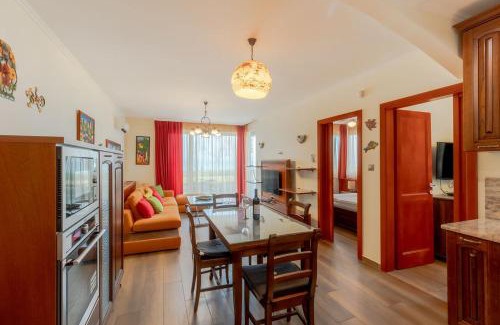 Siofok Apartment | Ezüstpart Apartman By BLTN Siófok