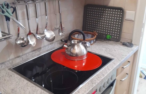 Laboe Apartment | Fördetraum,1. Reihe, 20 m zum Strand, Meerblick, Frisch Renoviert, Loggia, EG
