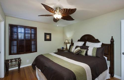 Hermosa Village House | F-21 Castle House 1