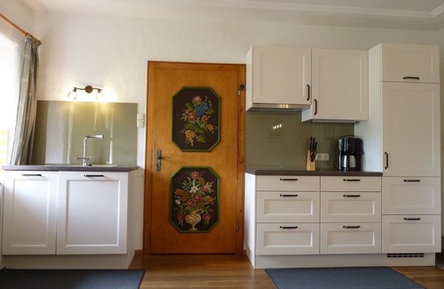 Ruhpolding Apartment | F Apartment Längauer Alm 52sqm, balcony, kitchen, 2 bedrooms and 1 bed-sitting room.