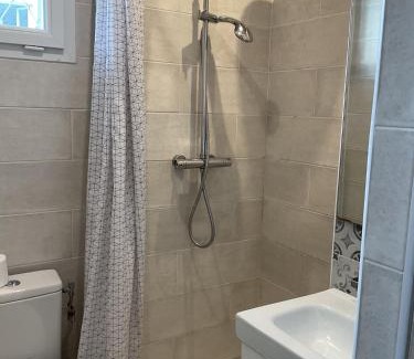 Juan-les-Pins Apartment | F2 50 M DE LA MER