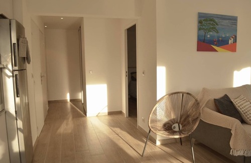 Nice City Centre Apartment | F2 50m2 RENOVATED LUXURY/Centre Ville/Mer/Calme/Clim/Wifi/Sun/balconies/open view