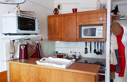 Les Angles Apartment | F2 by slopes with WiFi and parking