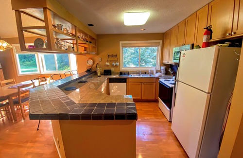 Bretton Woods House | F24 Bretton Woods Townhome with golf course and mountain views, walk to Mt Washington Hotel!