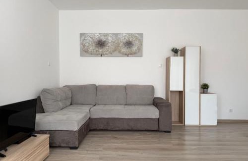 Pecs Apartment | F25 Apartman