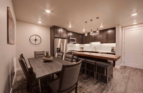 Moab South Valley Condo | F5&F8: SageCreek *Combined 2 UnitRental!*