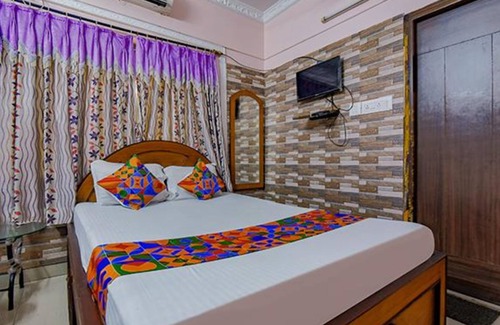 Sector 1 Hotel | Fabexpress Elight Residency
