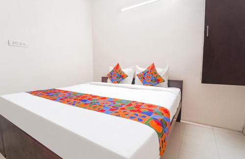 Valasaravakkam Hotel | FabExpress Epic Residency - Nr SRM University, Ramapuram