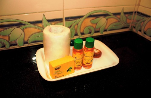 Dongri Hotel | Fabexpress New Deepak