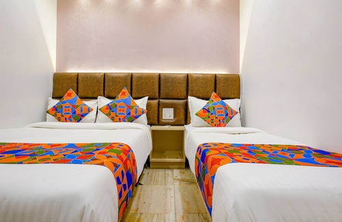 Dongri Hotel | Fabexpress New Deepak