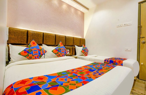 Dongri Hotel | Fabexpress New Deepak