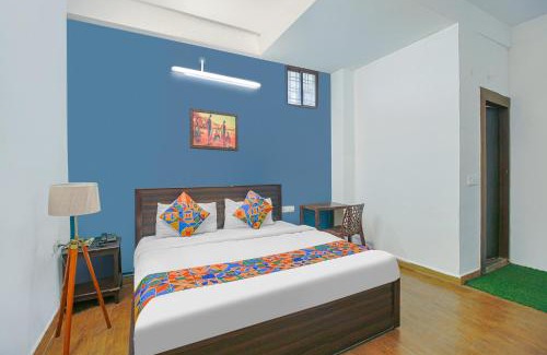 Bhopal Hotel | FabExpress Saket Inn