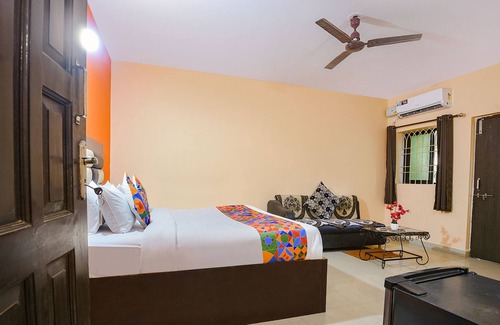 Nagoa Hotel | FabExpress Yash Prapti, Saligao