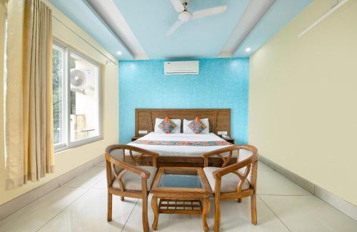 Bullawala Hotel | FabHotel Crestwood Inn