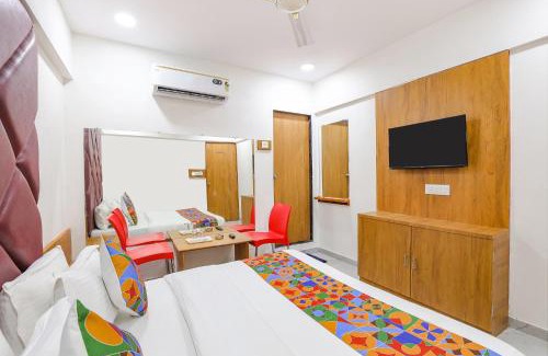 Gandhinagar Hotel | FabHotel Crystal I - Gandhinagar
