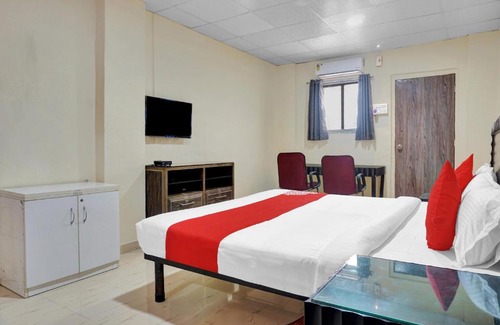 Pune Hotel | FabHotel Jayraj Executive