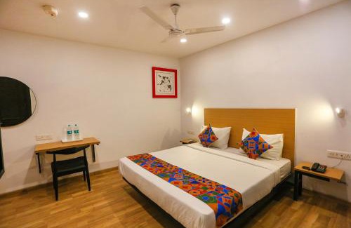 Pashim Vihar Hotel | FabHotel Moro Paschim Vihar