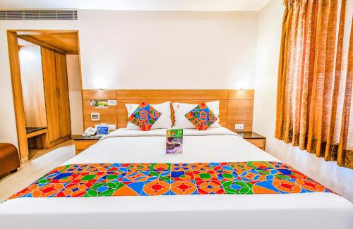 Gandhipuram Hotel | FabHotel Prime Royal Castle - Nr Coimbatore North Railway Station
