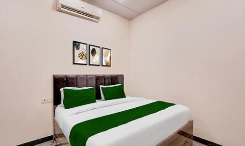 Kaushambi Hotel | FabHotel RN Residency