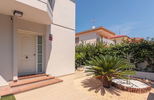 Salou Villa | Fabulosa Villa en el Centro de Salou con Piscina Privada