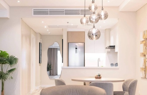 Palm Jumeirah Apartment | Fabulous 1 bedroom apartment at 5-star Resort