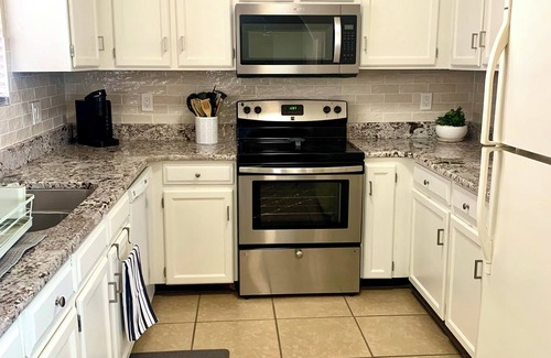 Las Cruces House | Fabulous 3-bedroom townhome in central Las Cruces