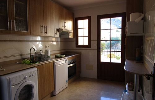 El Beal House | Fabulous 4 bedroom Townhouse with 2 Communal pools