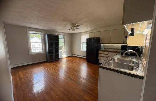 North Attleboro House | Fabulous building in North Attleborough Downtown - 2 bedrooms