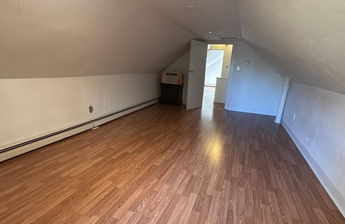 North Attleboro House | Fabulous building in North Attleborough Downtown - 2 bedrooms