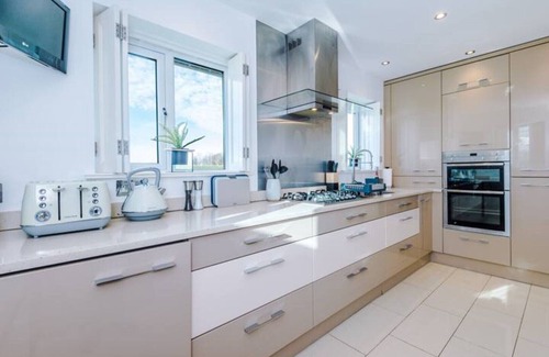 Bodelwyddan House | Fabulous Cottage - Easy Access To Snowdonia Park