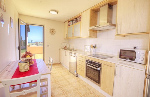 Costa de Antigua Villa | Fabulous! Golf and Sea Views Climatized pool. Wifi. BBQ Caleta de Fuste.