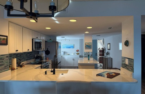 Port Richey Condo | Fabulous Gulf view extended stay property offers gym, pool, clubhouse and more!