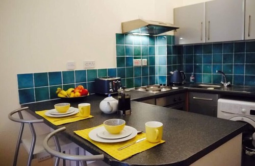 Glasgow Westend Apartment | Fabulous location, One Bedroom West End Flat, just off Byres rd, close to SEC &