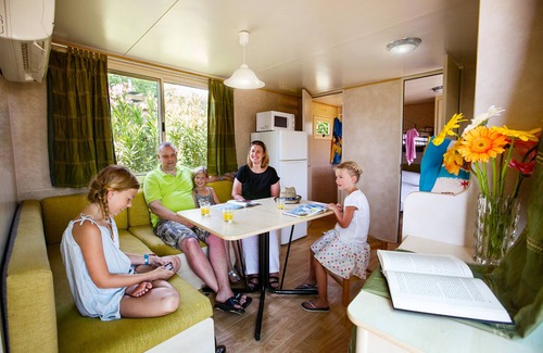 Zona XXXIII Acilia Sud RV Rental | Fabulous Village
