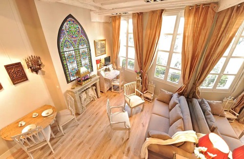 Sorbonne Apartment | FACING NOTRE DAME,IN THE HEART OF THE LATIN QUARTER,NEXT TO SAINT GERMAIN &SEINE