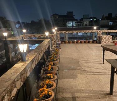 Sualkuchi Apartment | Fad A Fish Homestay