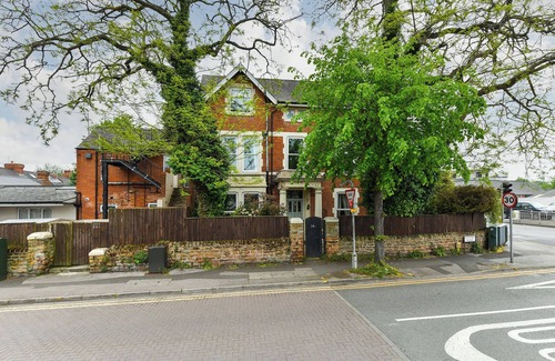 West Bridgford Apartment | Fairview Boutique Apartment B - 2BR Gem in West Bridgford Centre